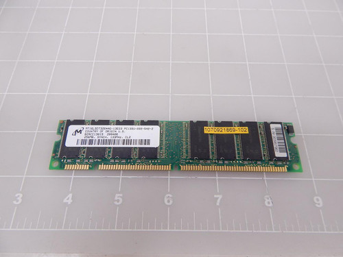 Micron 1070921869-102, MT16LSDT3264AG-13EG3, PC133U-222-542-Z, BZACC13019, 200406 SDRAM 256 MB 133 MHz T92310 For Sale