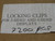 LOT OF 7200 LOCKING CLIPS FOR 3-SIDED AND 4-SIDED DISPLAYS T171433