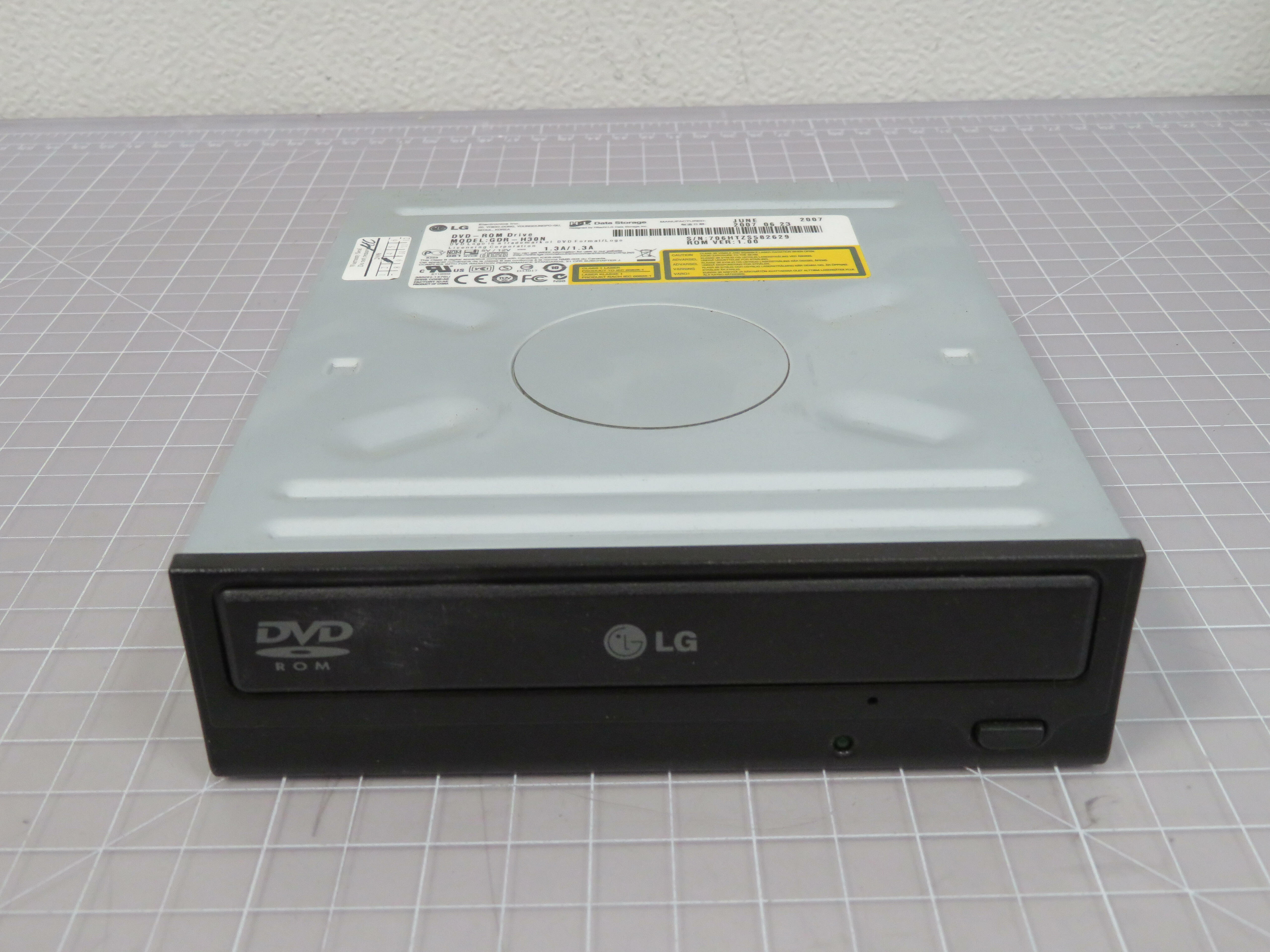 LG GDR-H30N DVD-ROM Drive T180988 - TEAMEQUIP