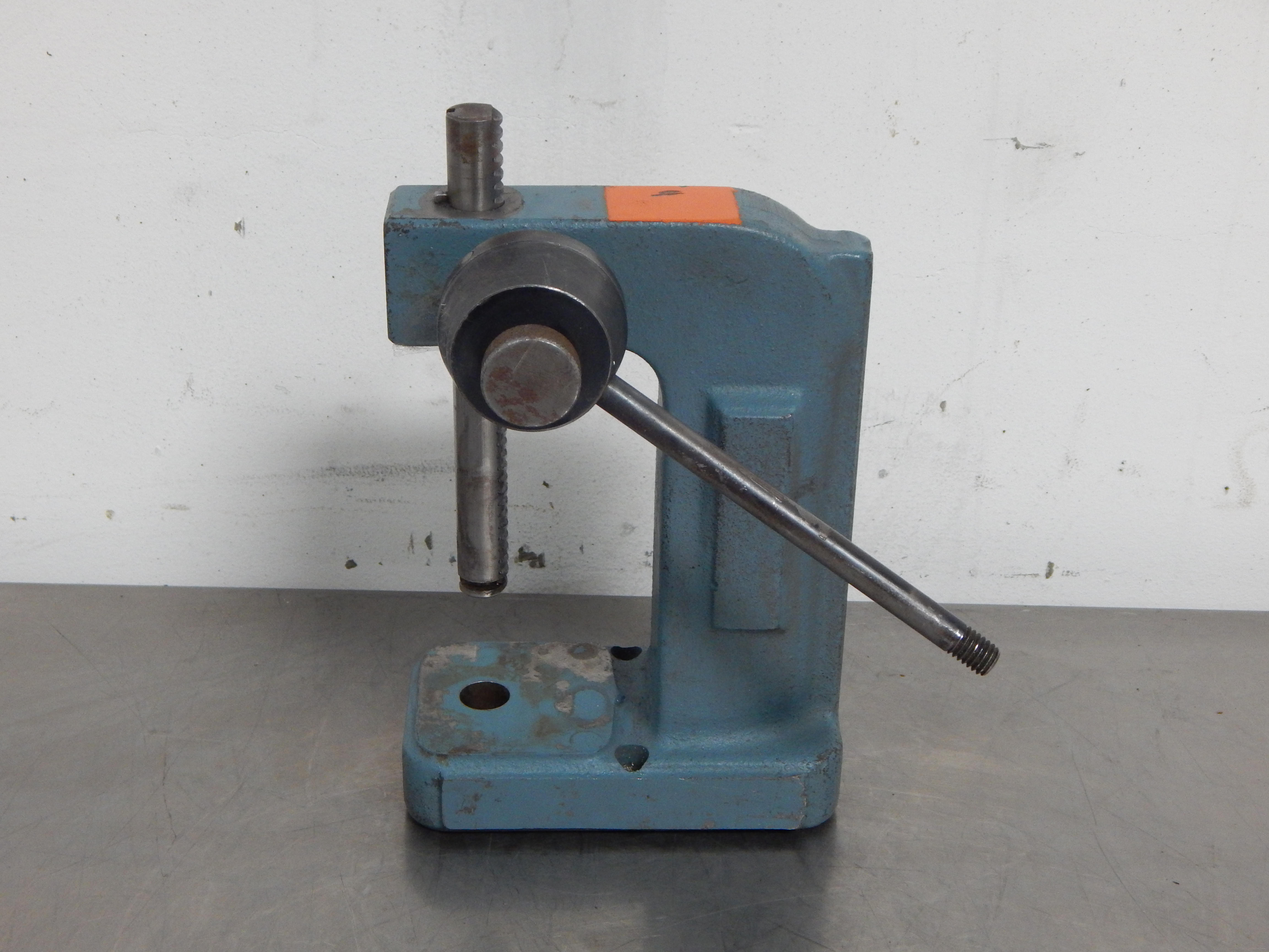 ILP-500, 6 stroke, 1.75 throat depth, 1/2 ton manual arbor press, Made  in USA