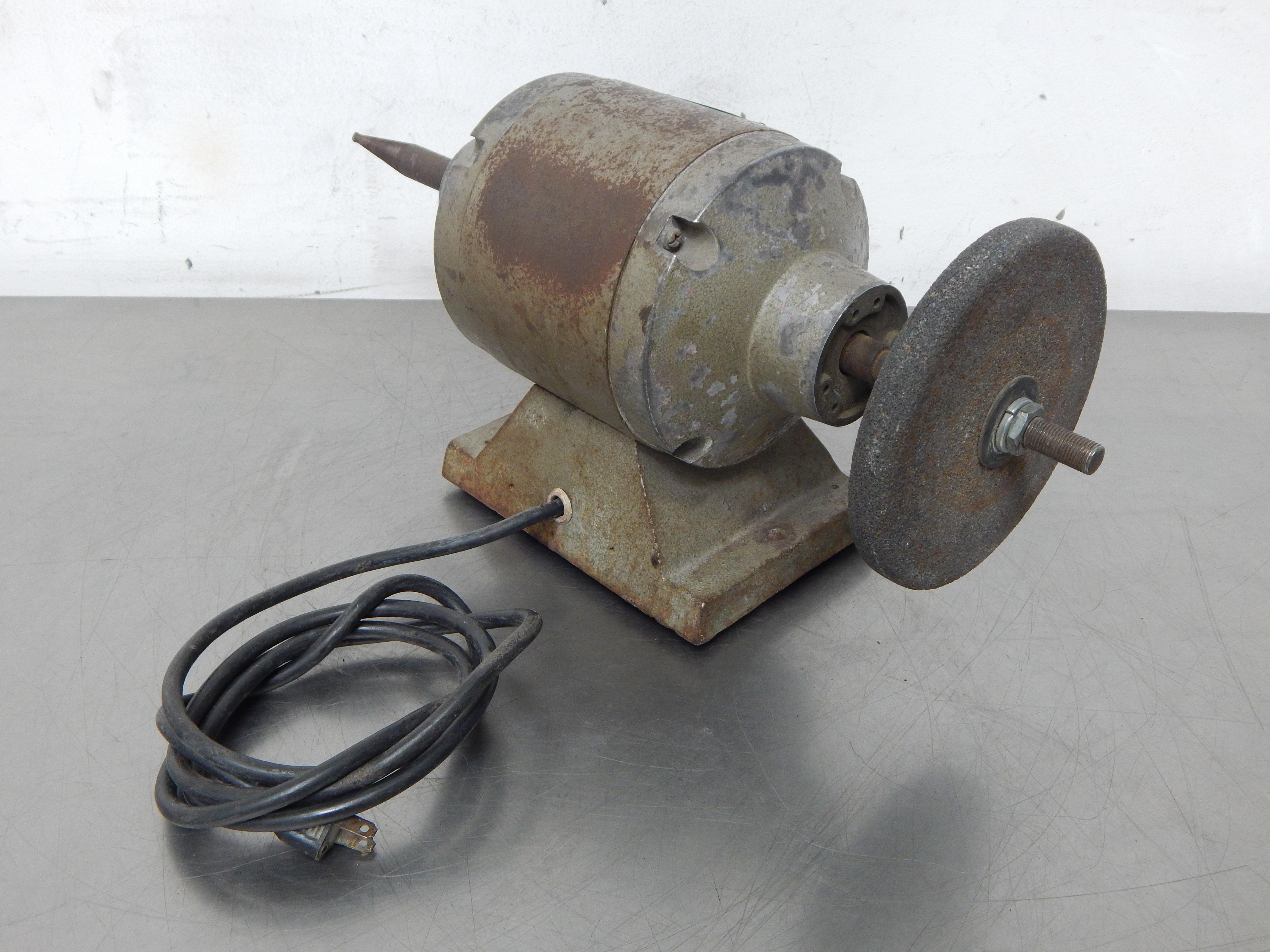 Columbia 7310 Heavy Duty Bench Grinder 