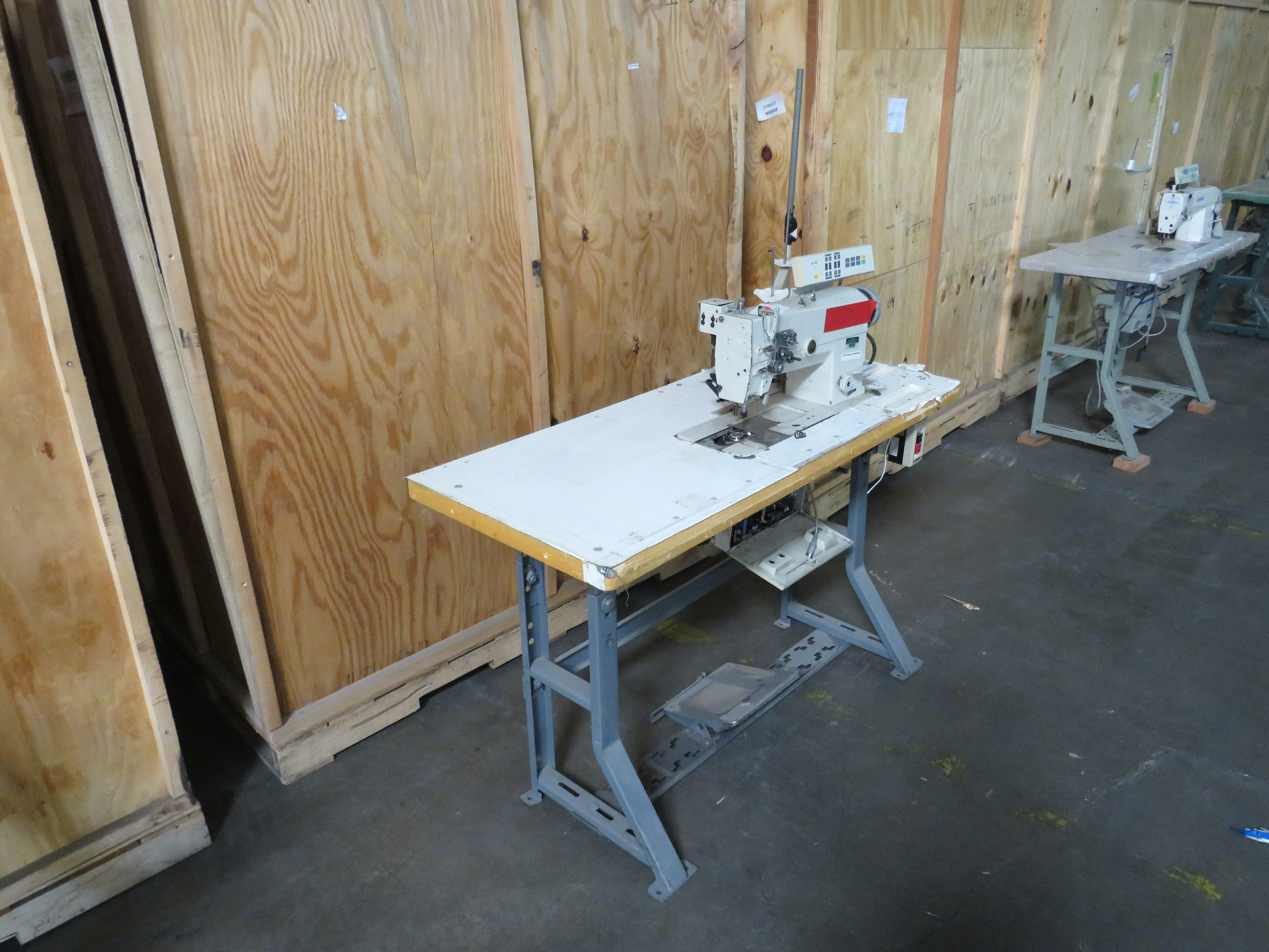 Industrial Hand Sewing Machine MP 73