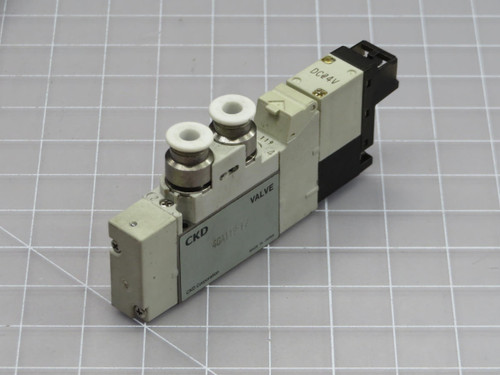 Lot of 9 CKD Solenoid Valve 4GA119-E2