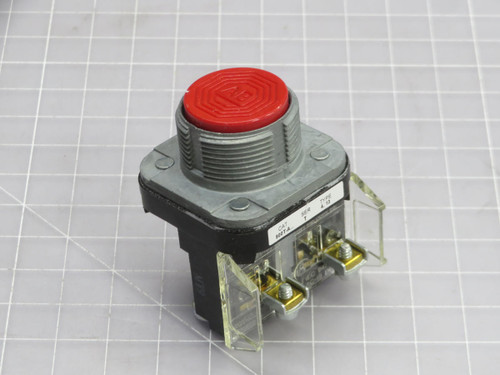 New ALLEN BRADLEY 800T-A6D1 PUSHBUTTON T242262 surplus at a great price