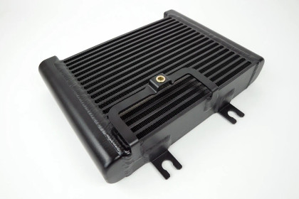 CSF 08+ Nissan GT-R (R35) Engine Oil Cooler