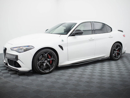 Maxton Side Skirts Diffusers Alfa Romeo Giulia Quadrifoglio Maxton Side Skirts Diffusers Alfa Romeo Giulia Quadrifoglio