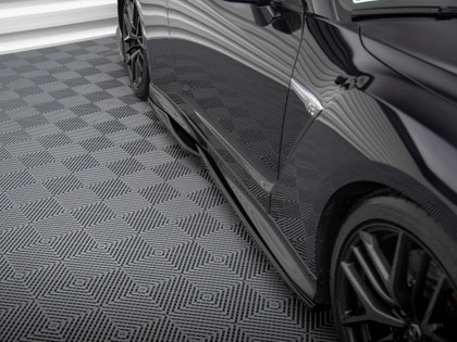 Maxton Side Skirts Diffusers Nissan GTR R35 2nd Facelift Maxton Side Skirts Diffusers Nissan GTR R35 2nd Facelift