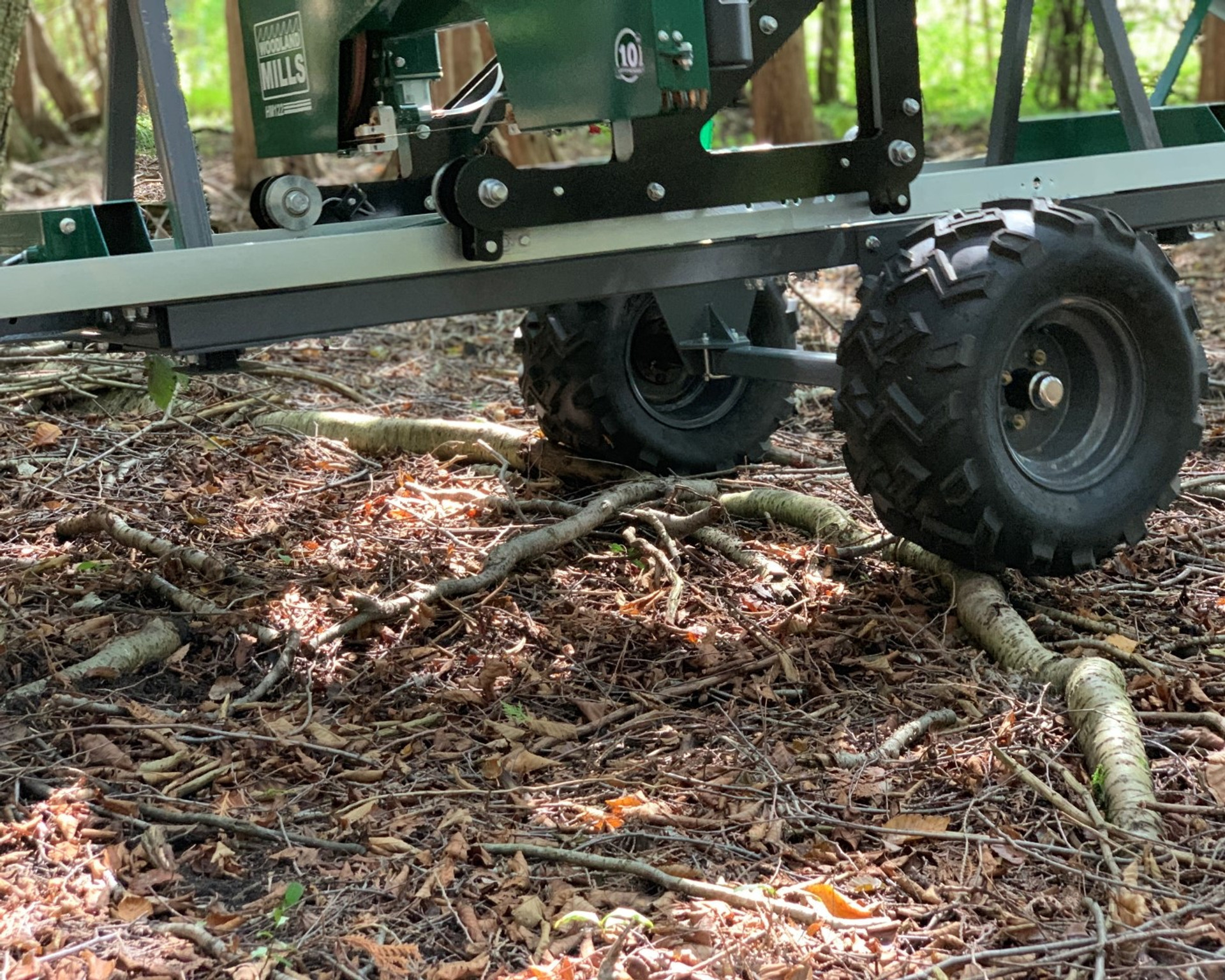 Buzz Wood Factory パブミラー HM122 Bushlander® Trailer & Sawmill