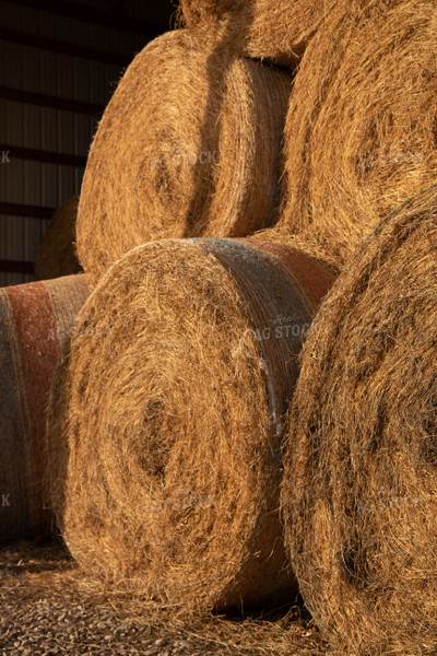 Round Hay Bales 67231