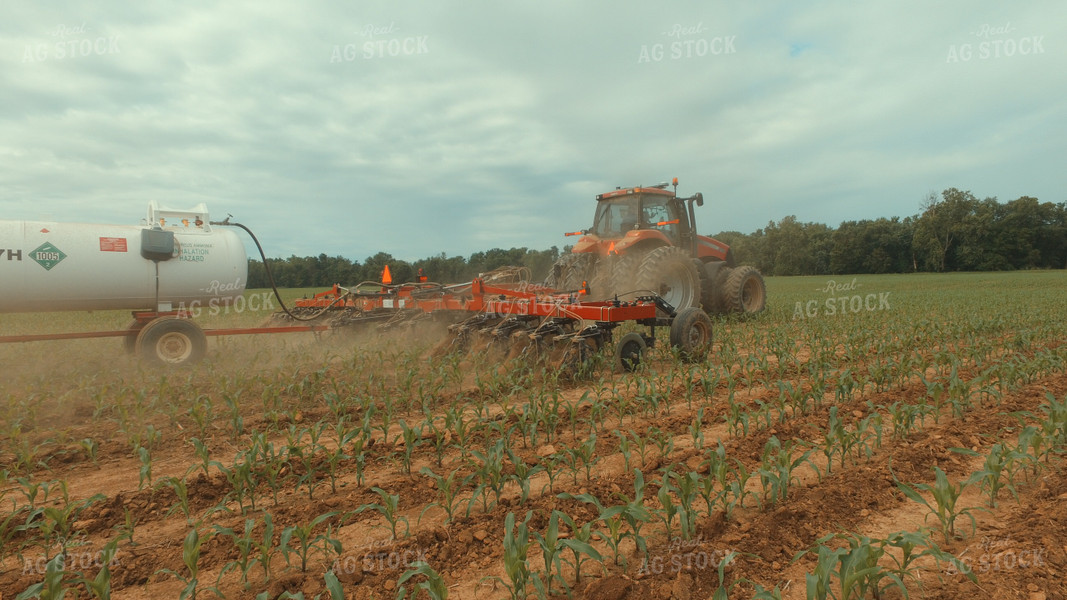 Tractor Applying Anhydrous  85023