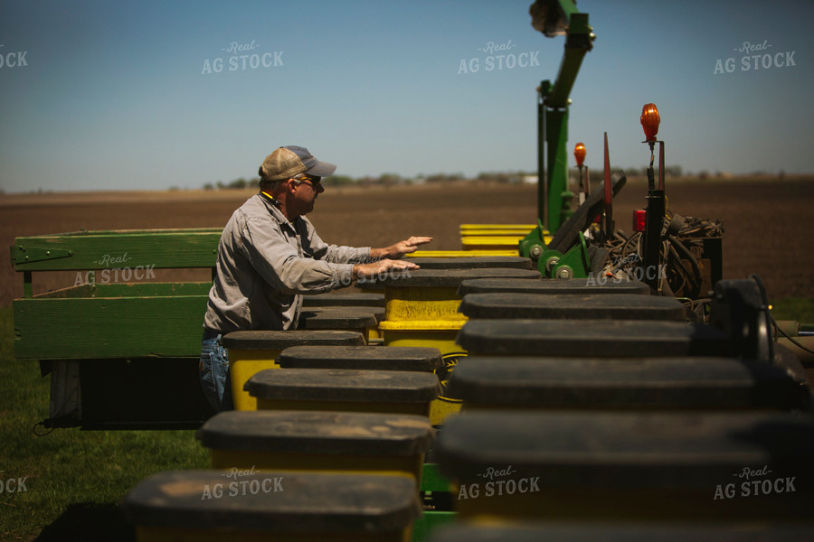 Farmer and Planter 6355