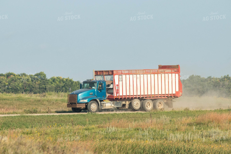 Siage Truck on Gravel Road 72098