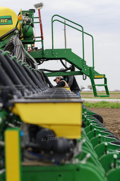 Working on Planter 109013