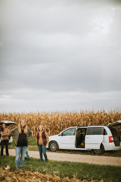 Farm Family Near Field 6675