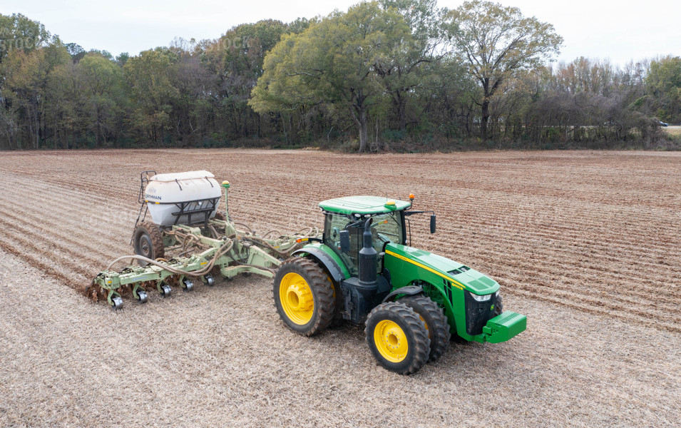 Tractor Strip Tilling 79172