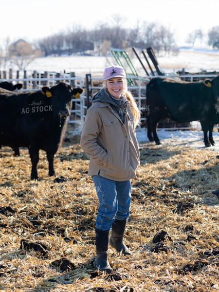 Rancher in Cattle Fence 70229