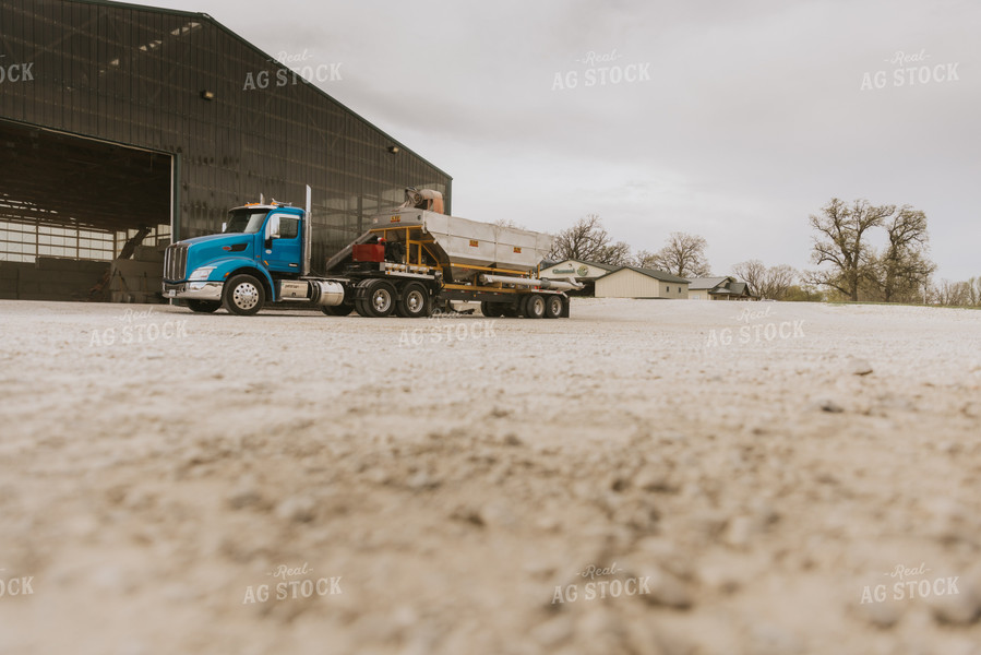 Truck Loaded with Mixed Dry Feed Ration 7532