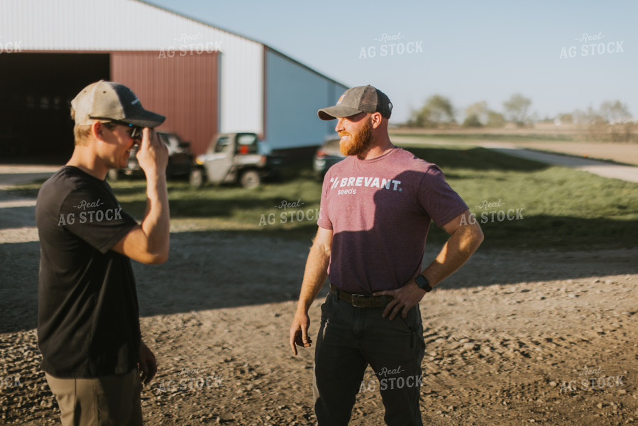 Farmers Talk in Farmyard 7651