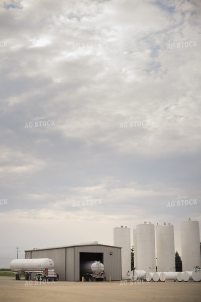 Retailer Lot with Anhydrous Tanks 7939