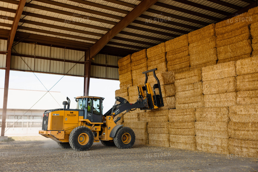 Loading Straw Bales 152323