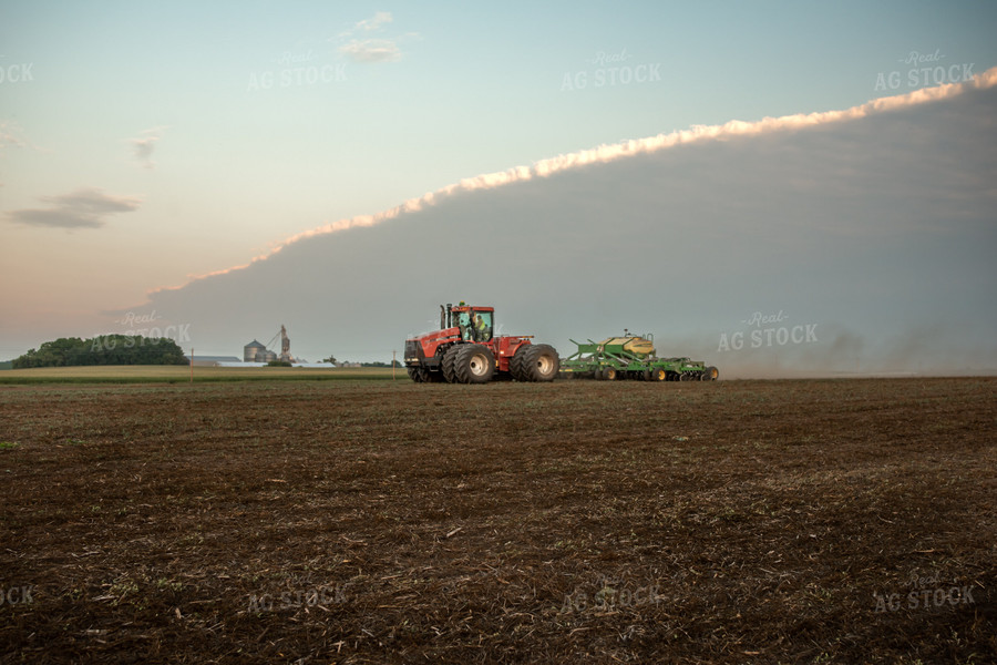 Planting into Cover Crops 76421