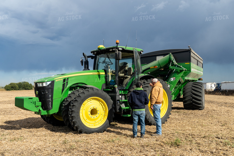 Farmers Talking in Field 65095