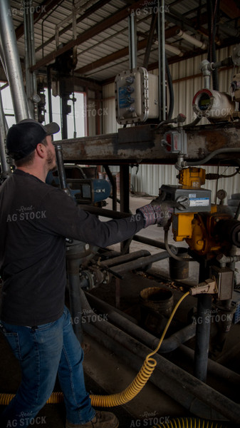 Loading Fuel Truck 26197