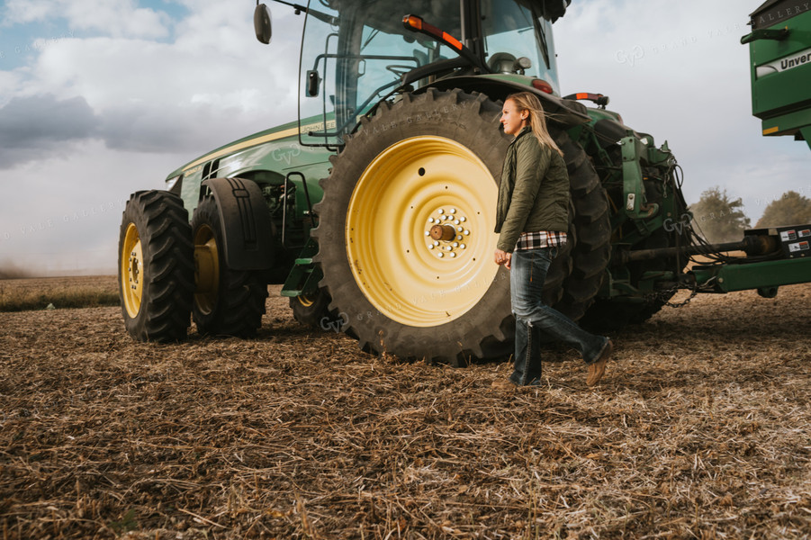 Female Farmer with Grain Cart 3514