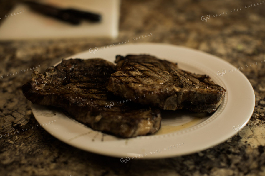 Grilled Steak on Plate 4423