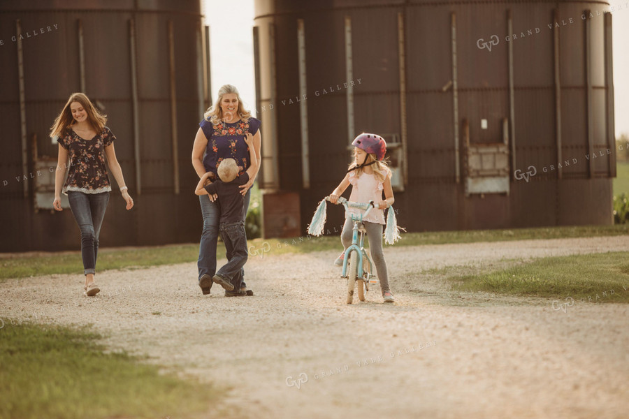 Farm Family Walking Along Corn Field 4471