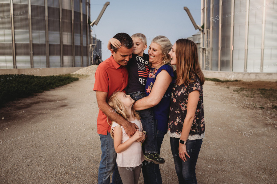 Farm Family with Grain Bins 4624