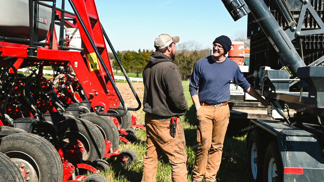 Farmers Chatting by the Planter 25093