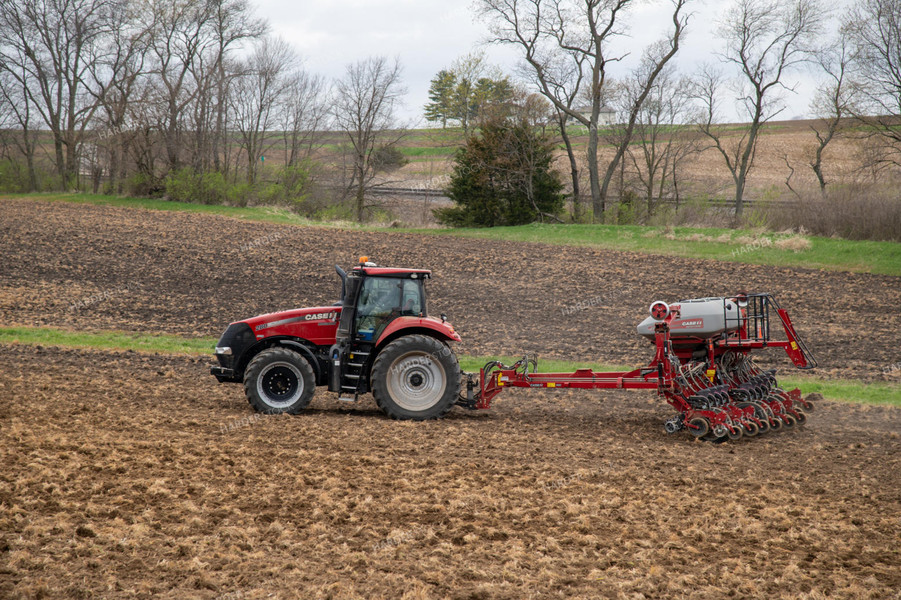 Planting into Tilled Cover Crops 25123