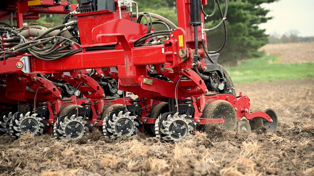 Planting into Tilled Cover Crops 25145