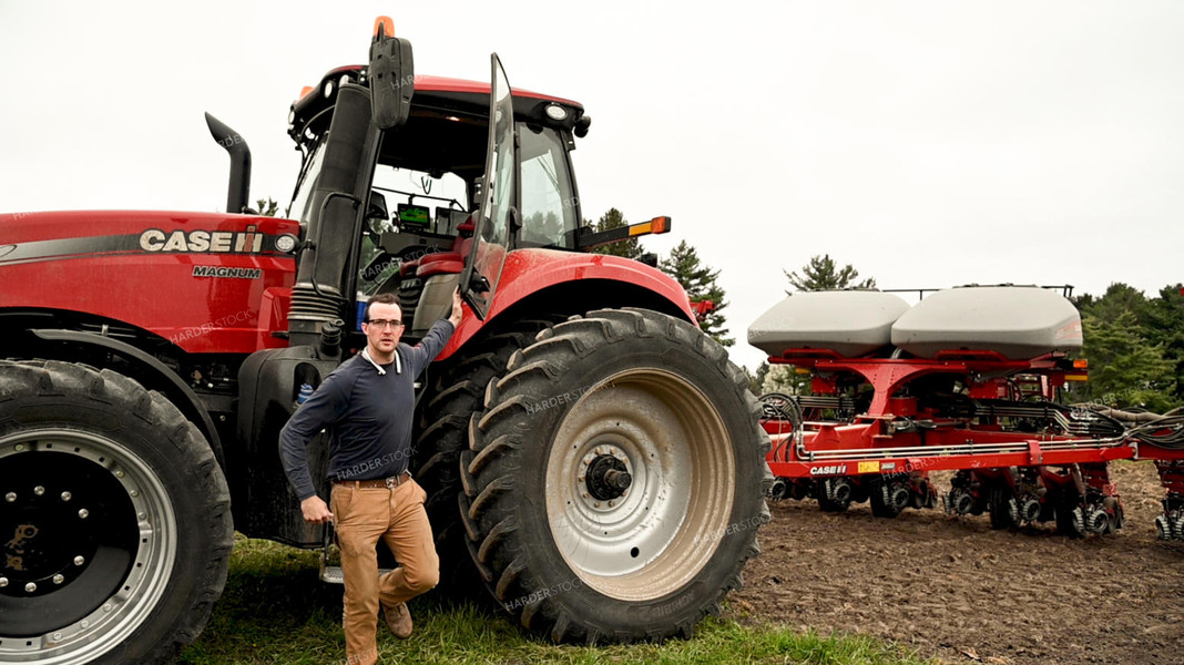 Farmer Climbing out of Planter 25146