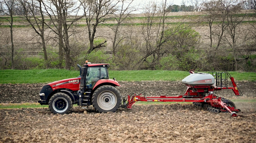 Planting into Tilled Cover Crops 25163