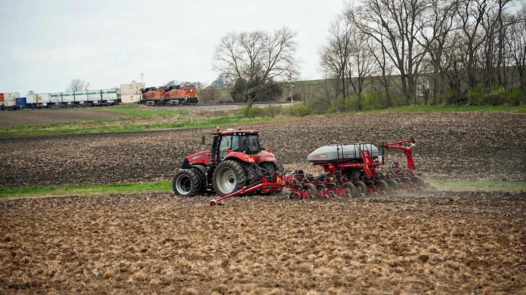 Planting into Tilled Cover Crops 25164