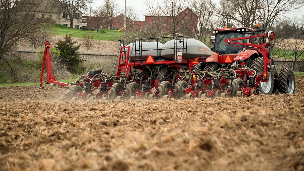 Planting into Tilled Cover Crops 25169