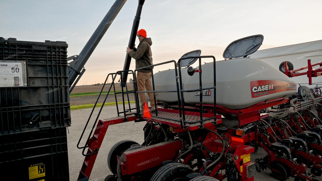 Loading the Planter with the Seed Tender 25338