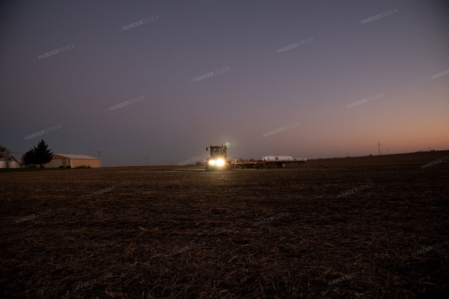 Tractor Applying Anhydrous 25860