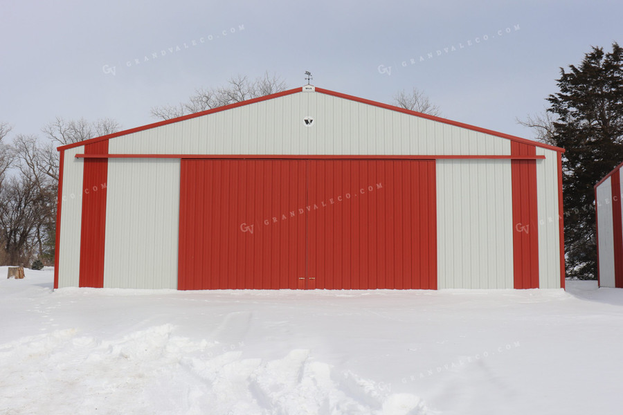 Red and White Farm Pole Building 67026