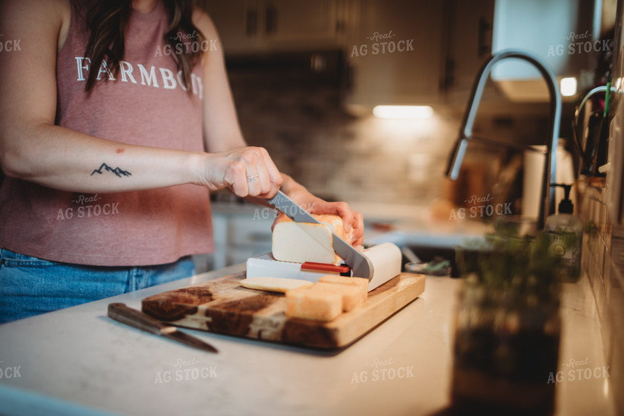 Farm Mom Slicing Cheese 5573