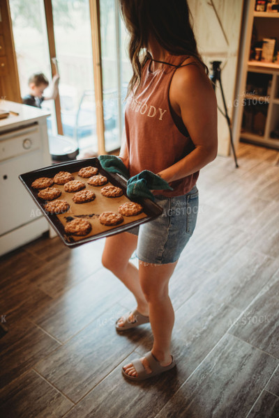 Farm Mom With Freshly Baked Cookies 5574