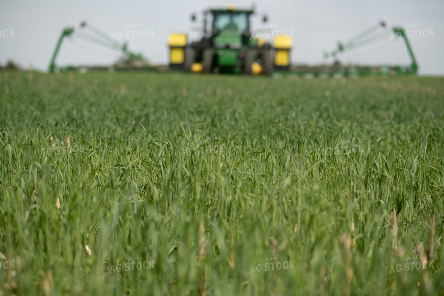 Planter in Field 76116