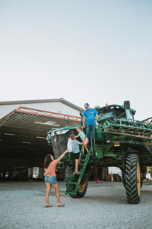 Farm Family Greeting Farmer in Sprayer 6226