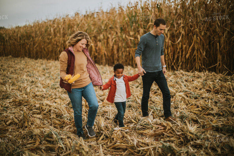 Farm Family in Field 6629