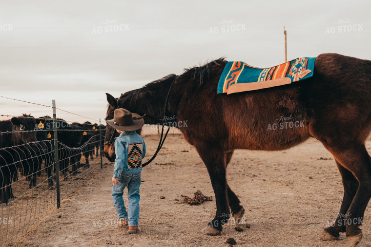 Farm Kid with Horse 61124