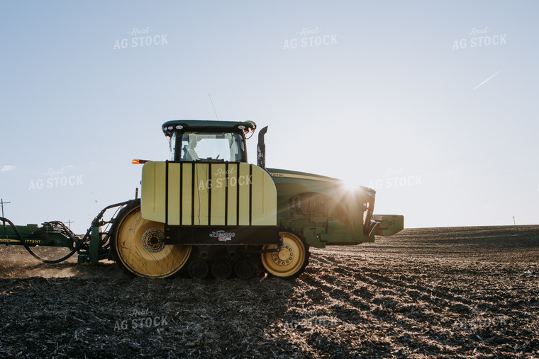 Tractor Planting Field 77258