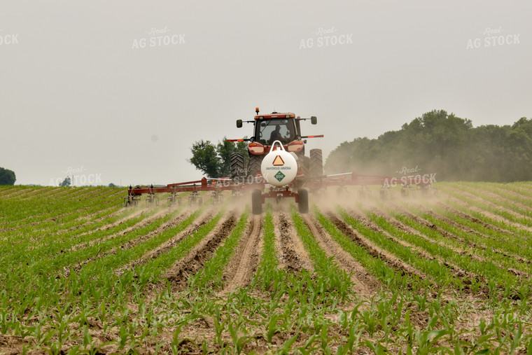 Applying Anhydrous Ammonia 84193