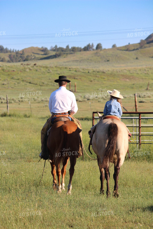 Family on Horseback 63069